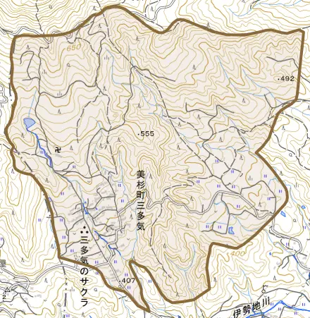 美杉町三多気とその周辺の地図。町の範囲を重ねている