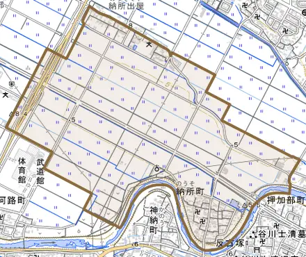 納所町とその周辺の地図。町の範囲を重ねている