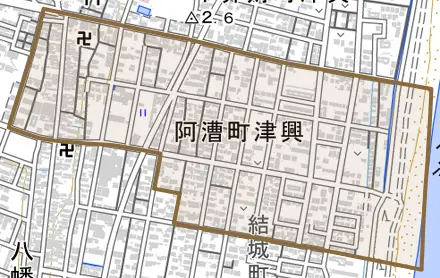 阿漕町津興とその周辺の地図。町の範囲を重ねている