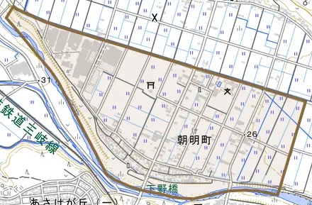 朝明町とその周辺の地図。町の範囲を重ねている