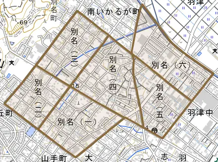 別名とその周辺の地図。町の範囲を重ねている