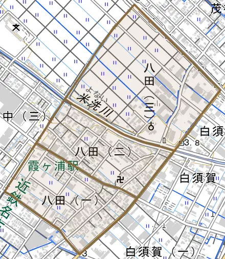 八田とその周辺の地図。町の範囲を重ねている