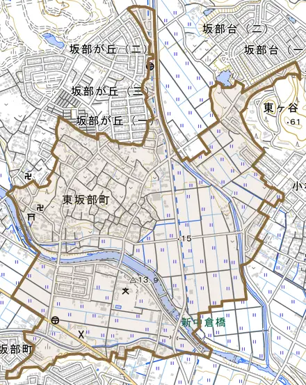 東坂部町とその周辺の地図。町の範囲を重ねている