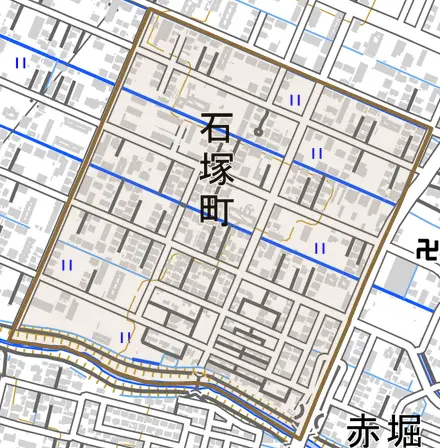 石塚町とその周辺の地図。町の範囲を重ねている