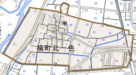 楠町北一色とその周辺の地図。町の範囲を重ねている