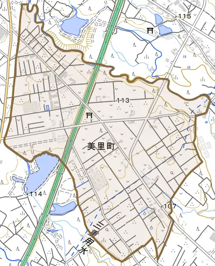 美里町とその周辺の地図。町の範囲を重ねている