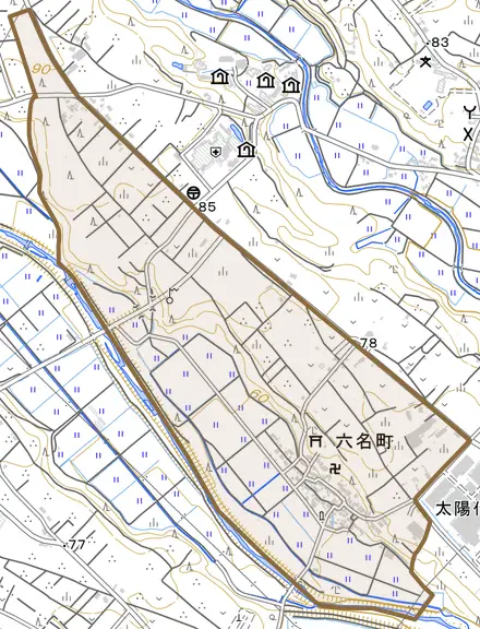 六名町とその周辺の地図。町の範囲を重ねている