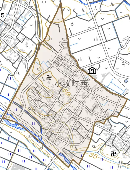 小牧町西とその周辺の地図。町の範囲を重ねている