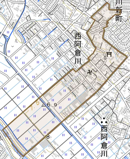 西阿倉川町二区とその周辺の地図。町の範囲を重ねている
