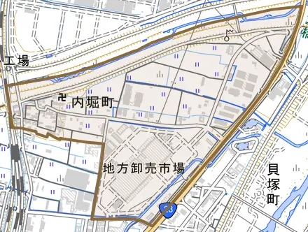 内堀町とその周辺の地図。町の範囲を重ねている