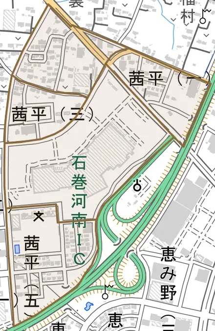茜平とその周辺の地図。町の範囲を重ねている