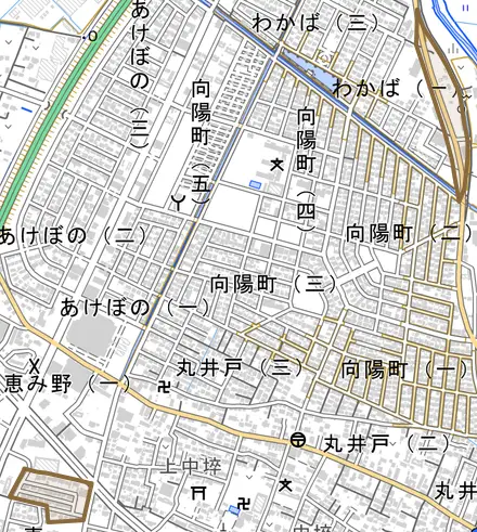 蛇田とその周辺の地図。町の範囲を重ねている