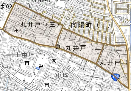 丸井戸とその周辺の地図。町の範囲を重ねている