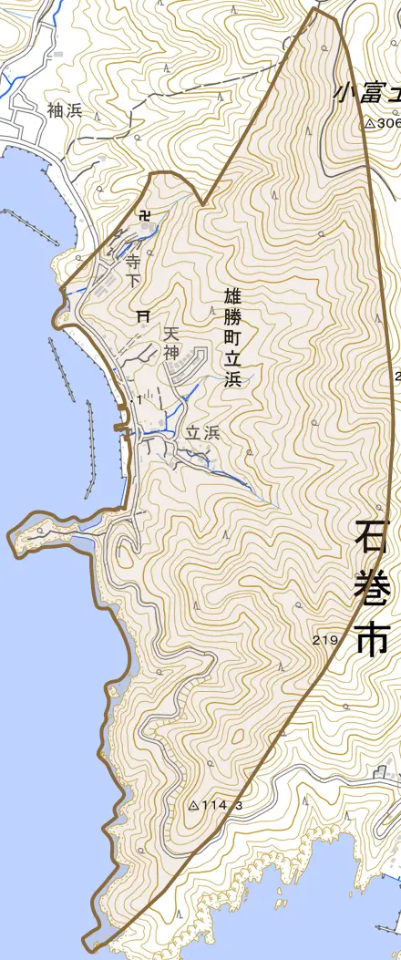 雄勝町立浜とその周辺の地図。町の範囲を重ねている