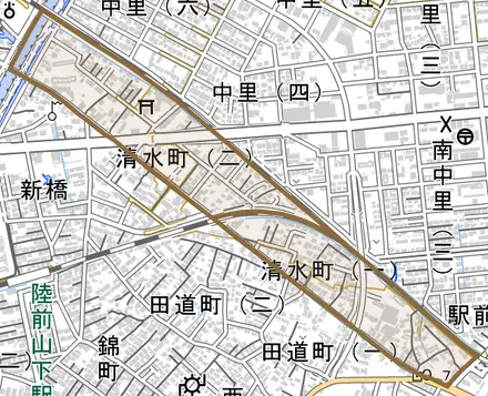 清水町とその周辺の地図。町の範囲を重ねている