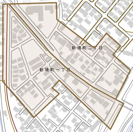 新境町とその周辺の地図。町の範囲を重ねている