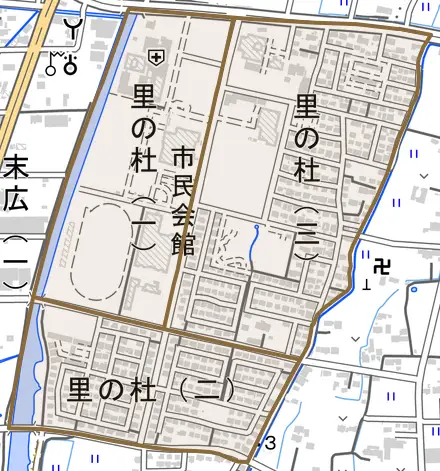 里の杜とその周辺の地図。町の範囲を重ねている