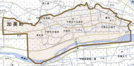 字下野目品沢とその周辺の地図。町の範囲を重ねている