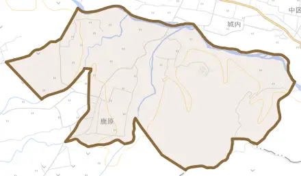 字鹿原谷地袋とその周辺の地図。町の範囲を重ねている