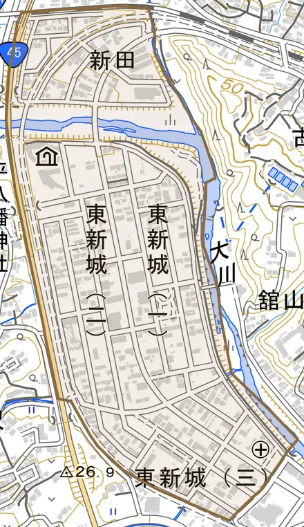 新田とその周辺の地図。町の範囲を重ねている