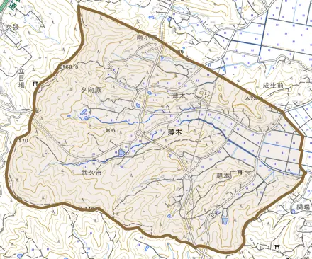 大字薄木とその周辺の地図。町の範囲を重ねている