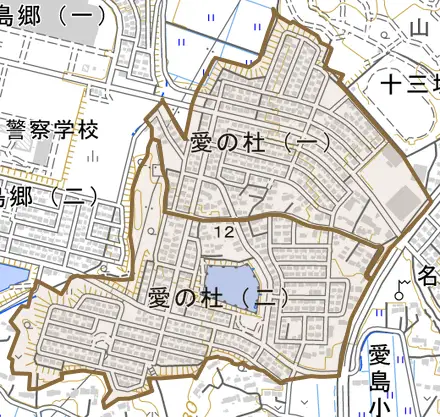 愛の杜とその周辺の地図。町の範囲を重ねている