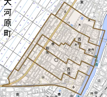 字町とその周辺の地図。町の範囲を重ねている