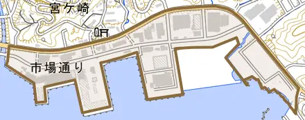 市場通りとその周辺の地図。町の範囲を重ねている