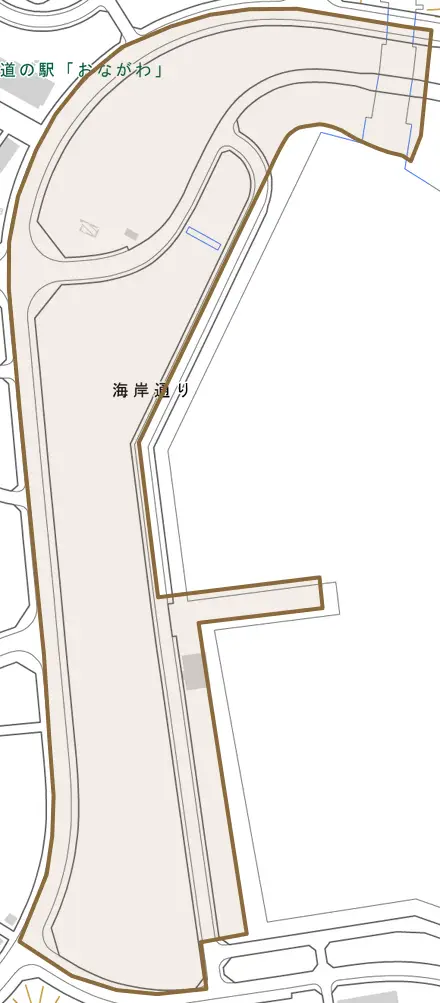 海岸通りとその周辺の地図。町の範囲を重ねている