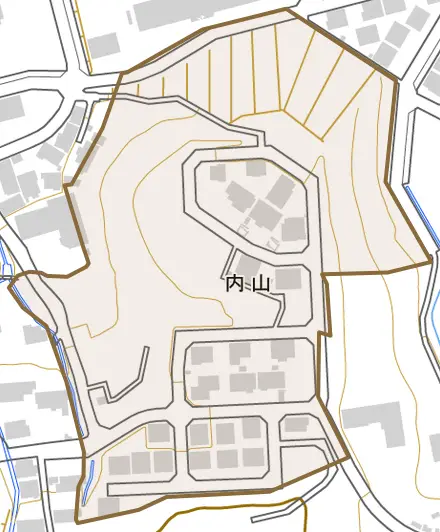 内山とその周辺の地図。町の範囲を重ねている