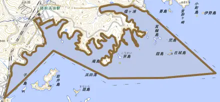 赤沼とその周辺の地図。町の範囲を重ねている