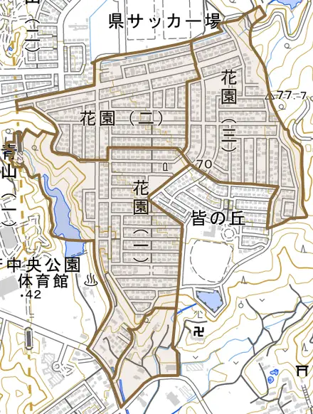 花園とその周辺の地図。町の範囲を重ねている