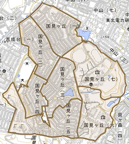 国見ケ丘とその周辺の地図。町の範囲を重ねている