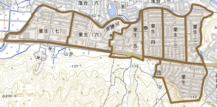 栗生とその周辺の地図。町の範囲を重ねている