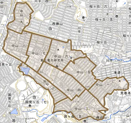 中山とその周辺の地図。町の範囲を重ねている
