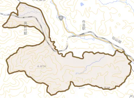 新川とその周辺の地図。町の範囲を重ねている