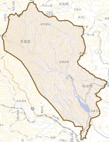 大倉とその周辺の地図。町の範囲を重ねている