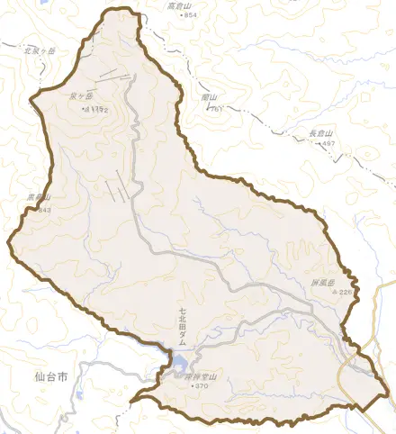 福岡とその周辺の地図。町の範囲を重ねている