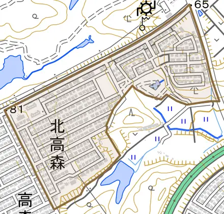 北高森とその周辺の地図。町の範囲を重ねている