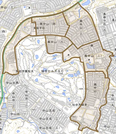 南中山とその周辺の地図。町の範囲を重ねている