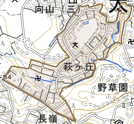 萩ケ丘とその周辺の地図。町の範囲を重ねている