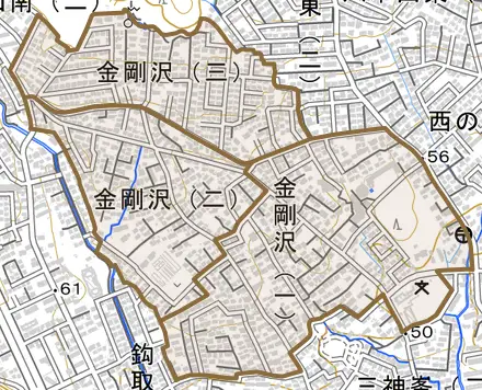 金剛沢とその周辺の地図。町の範囲を重ねている