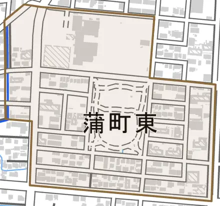 蒲町東とその周辺の地図。町の範囲を重ねている