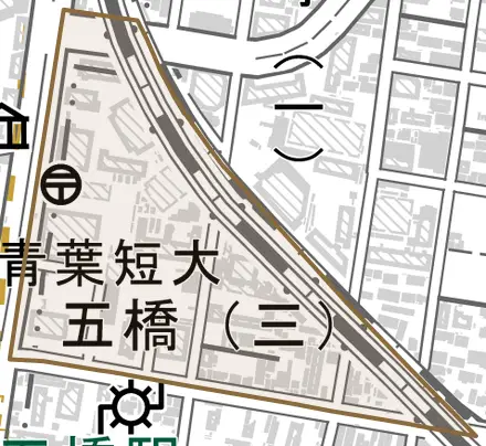 五橋とその周辺の地図。町の範囲を重ねている