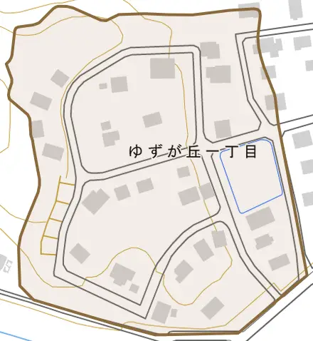 ゆずが丘とその周辺の地図。町の範囲を重ねている