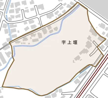 字上堰とその周辺の地図。町の範囲を重ねている