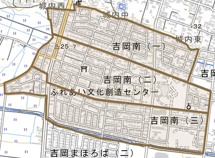 吉岡南とその周辺の地図。町の範囲を重ねている