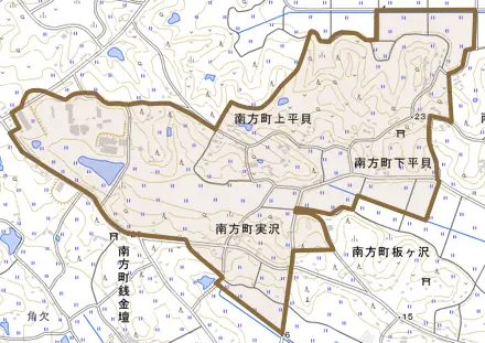 南方町実沢とその周辺の地図。町の範囲を重ねている