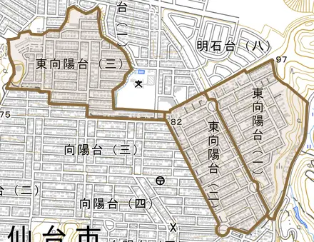 東向陽台とその周辺の地図。町の範囲を重ねている