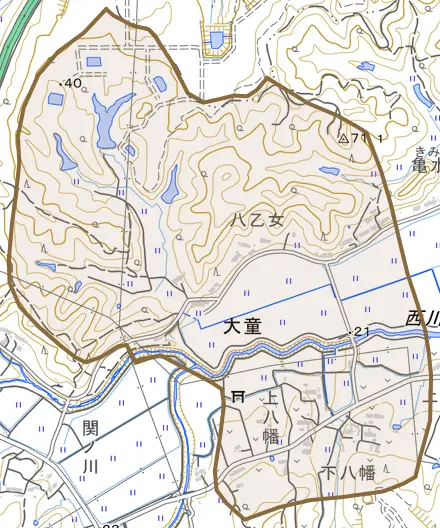 大童とその周辺の地図。町の範囲を重ねている